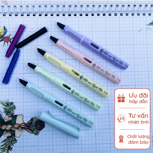 Bút mài Uyển Chu 186 - Thân nhựa nhẹ, ngòi kim thanh đậm, có rãnh định vị tay cầm đa màu sắc
