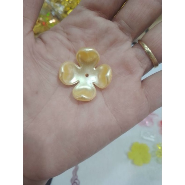 50g hoa mai đá pha lê 6 cánh làm cây cành vàng lá ngọc
