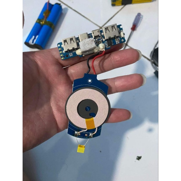 Mạch sạc dự phòng không dây tháo sạc Energizer chính hãng hỗ trợ sạc nhanh