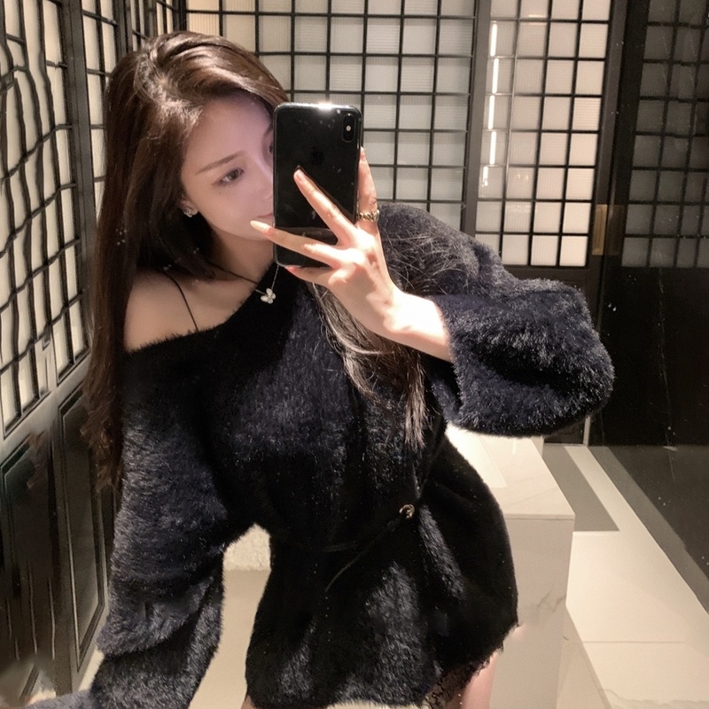 QKOOLE  Áo Dệt Kim Tay Dài Dáng Rộng Cổ Chữ V Màu Trơn Phong Cách Hàn Quốc Cho Nữ