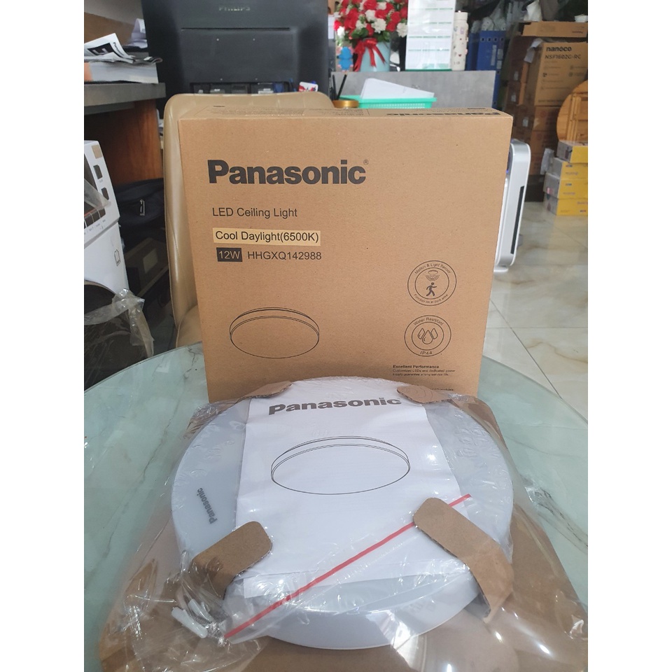 Đèn trần Led có cảm biến Panasonic 12W 18W HHGXQ142988/HHGXQ242788
