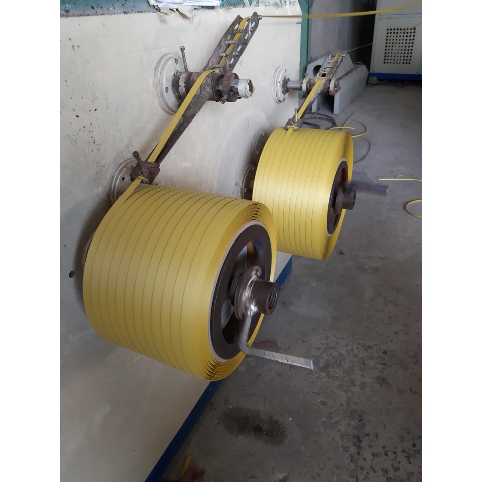 Dây đai nhựa PP đóng hàng máy tự động đóng pallet thùng carton