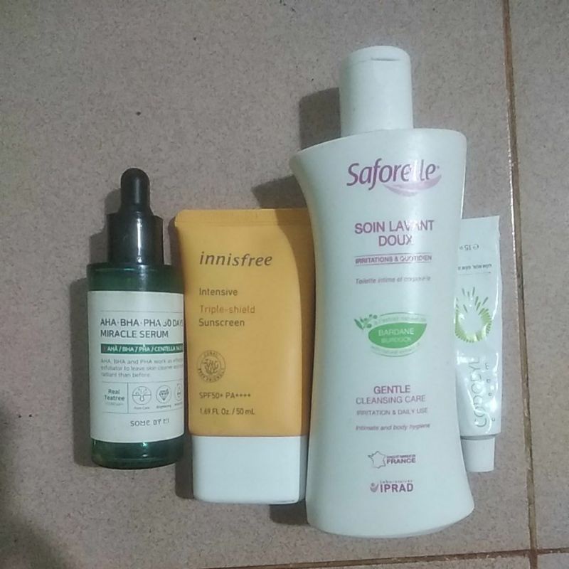 Bộ sản phẩm chăm sóc da