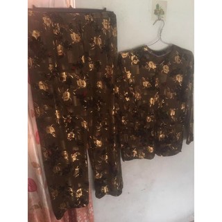 Bộ Thun Gấm Nhung Hoa Cài Nút Cho Bà