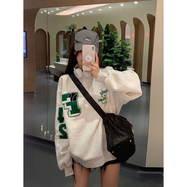 Áo Sweater Màu Xám Chữ F Thêu