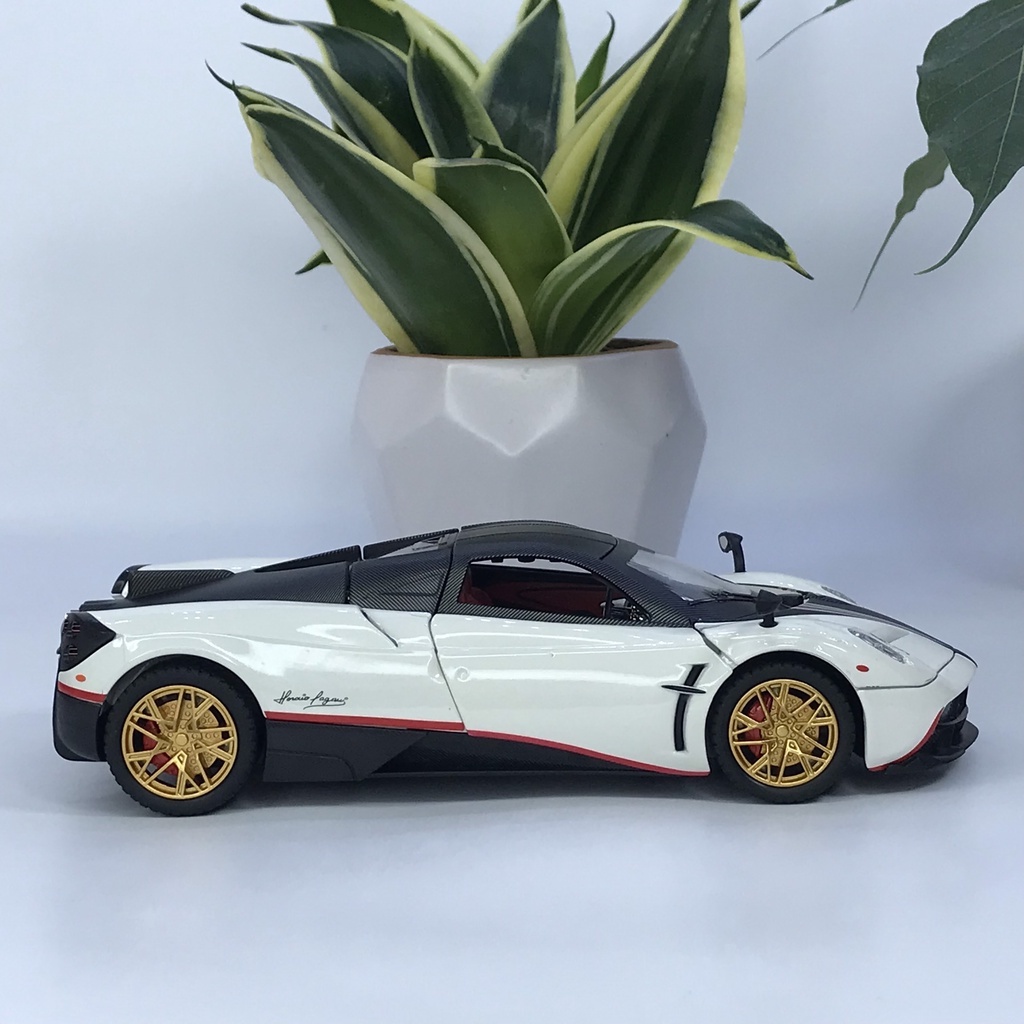 Mô hình siêu xe Pagani Huayra tỷ lệ 1:24 bằng kim loại hãng Chezhi