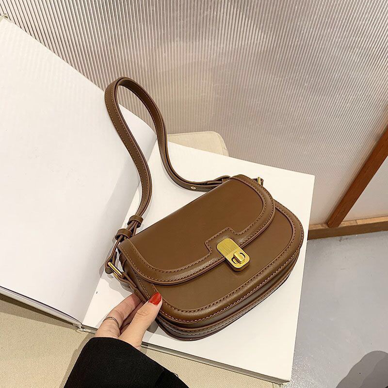 Túi xách nữ túi đeo chéo dáng bầu chất da cao cấp trơn bóng SMN425