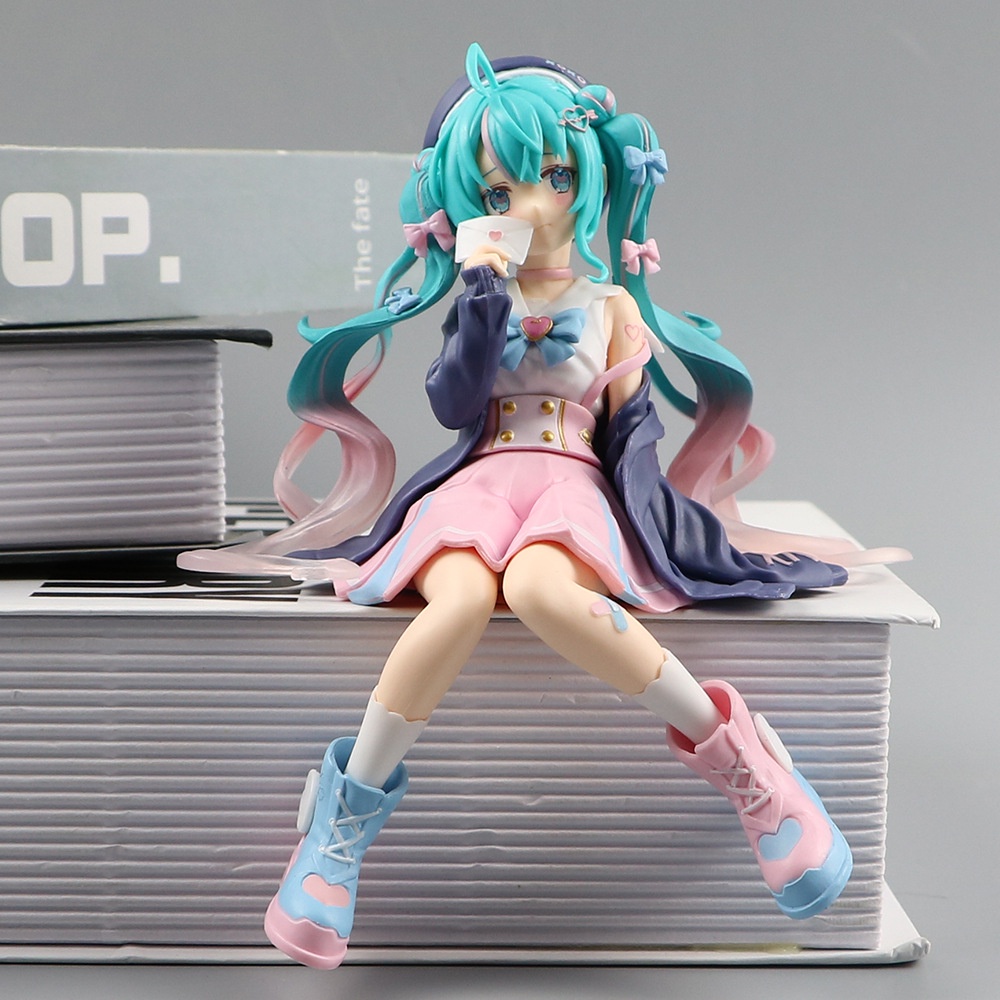 Mô Hình Nhân Vật Hatsune Miku Bằng PVC Dễ Thương Dùng Trang Trí Xe Hơi