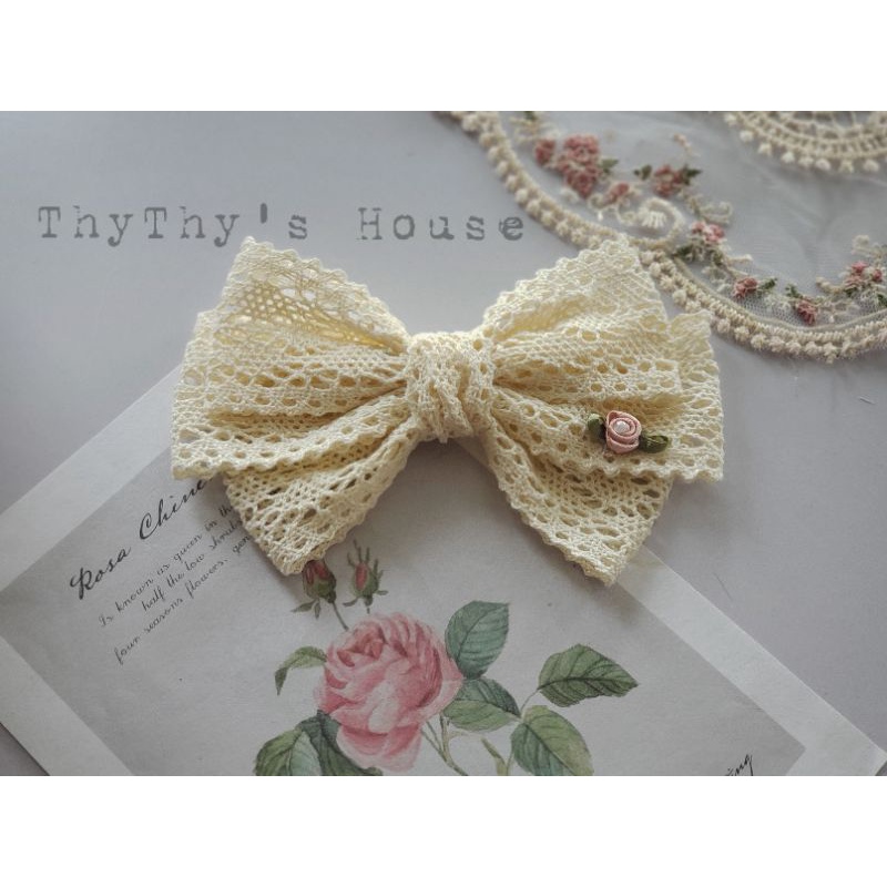 Kẹp nơ ren tiểu thư 3 tầng không đuôi