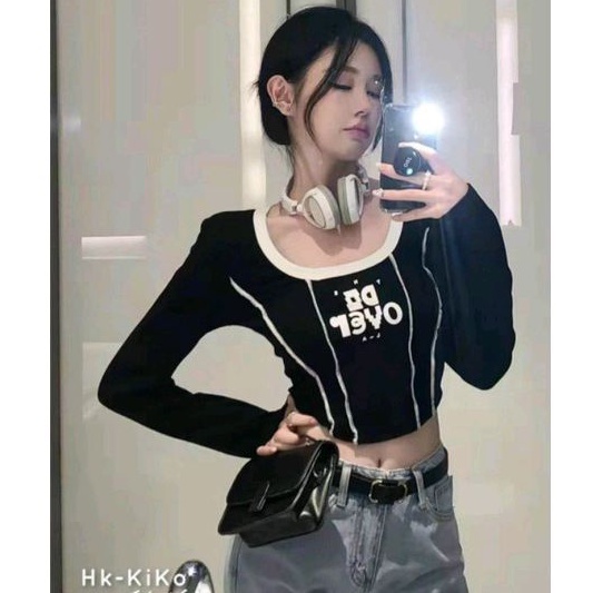 Áo thun tay dài phối viền nổi in chữ