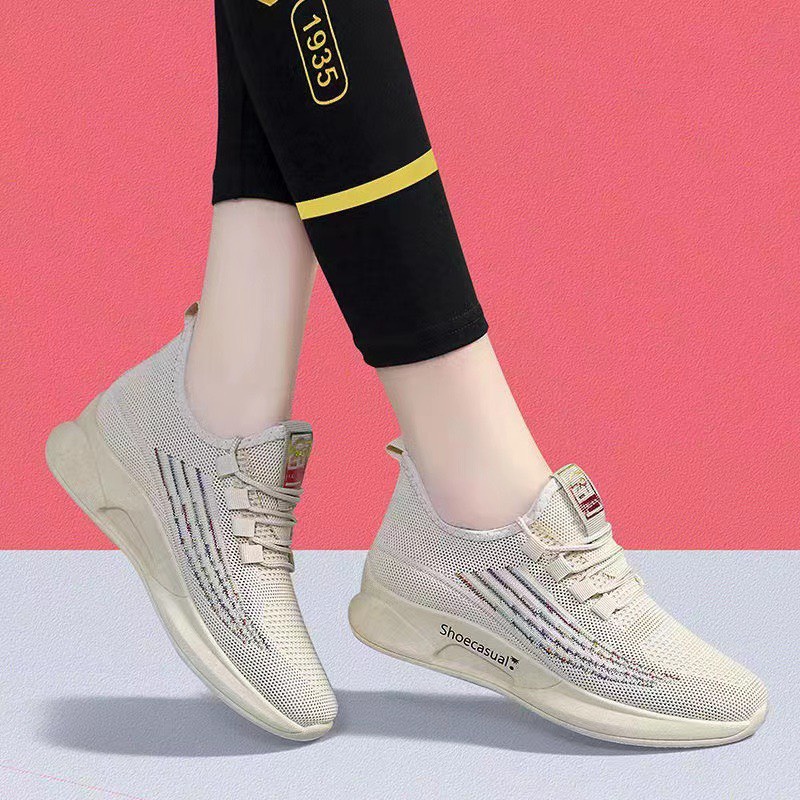 Giày thể thao nữ thoáng khí Casual viền màu bền đẹp rẻ