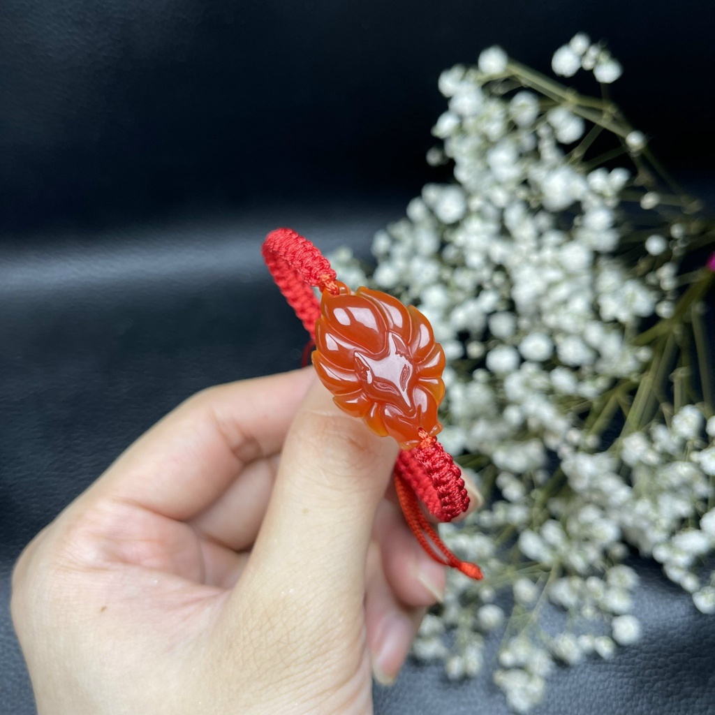 Vòng tay đá mã não hồ ly chúa cho mệnh hỏa và thổ
