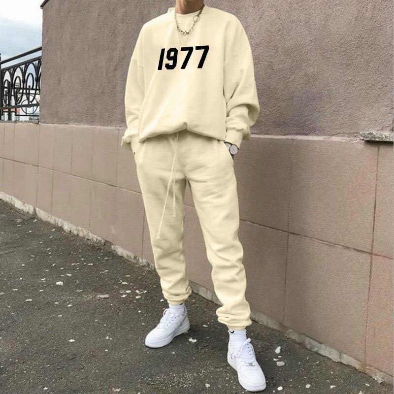 Áo Sweater Loyalboutique Nam Nữ Form Rộng Chất Cotton Nỉ Ngoại Hàng Xuất Cao Cấp Trơn Cổ Tròn Dài Tay