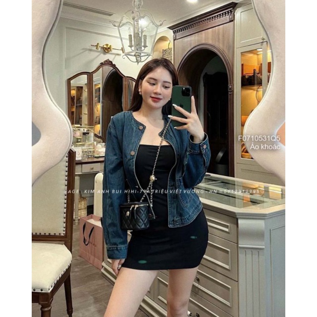 Áo khoác jean cổ tròn 2 túi gài nút KQ50710