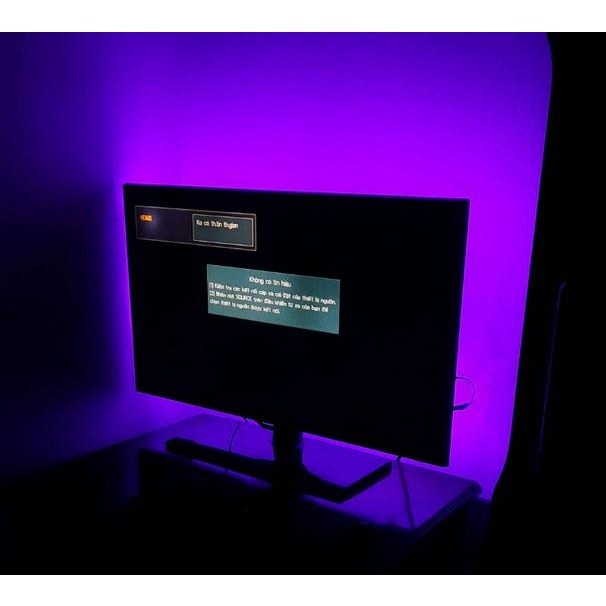 Dây đèn LED gắn phía sau tivi 5V 5050 RGB 16M màu LED mạch khiển tích hợp 3 nút bấm USB tiện dụng