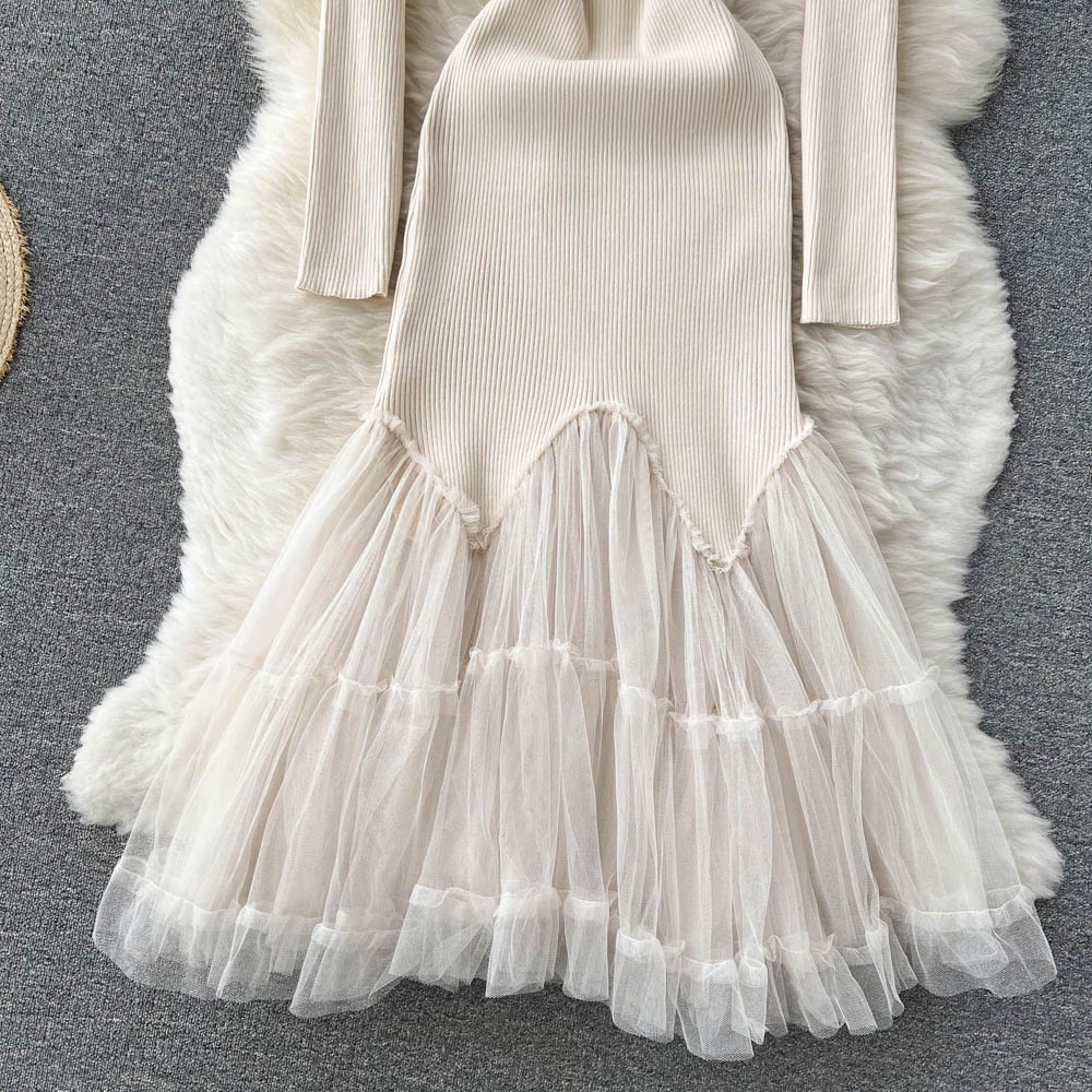 Đầm len nữ đuôi cá phối ren sang chảnh