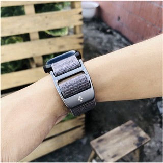 Dây vải apple watch Spigen co giãn