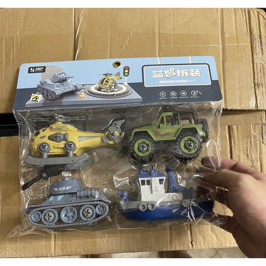 Ô tô đồ chơi lắp ráp - Set 4 xe đồ chơi kèm tua vít