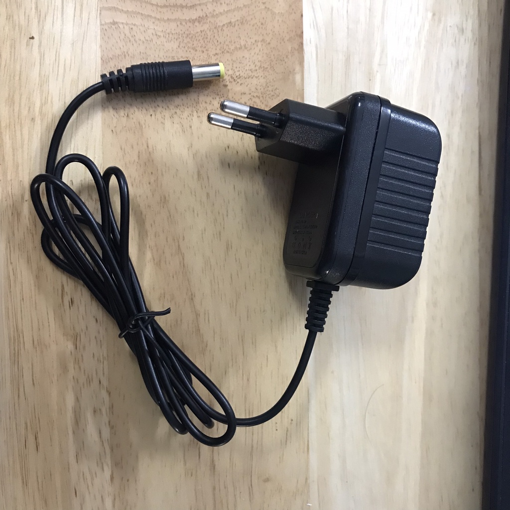 Sạc ắc quy 6V dành cho xe điện trẻ em, có đèn báo