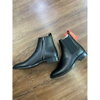 Chelsea boots zip