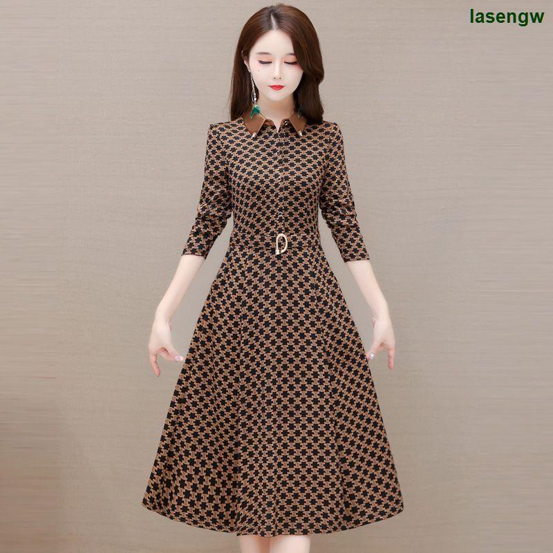 Đầm Tay Dài Lót Nhung Dày Dặn Thời Trang Thu Đông 2022 Cho Nữ Trung Niên