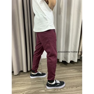 QUẦN JOGGER THUN NỈ ĐỎ