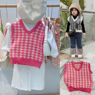 Áo len gile bo viền phối được nhiều đồ cho bé