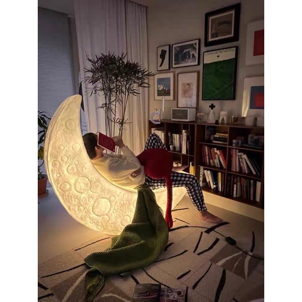 Đèn mặt trăng khuyết cao cấp | Crescent Moon Lamp