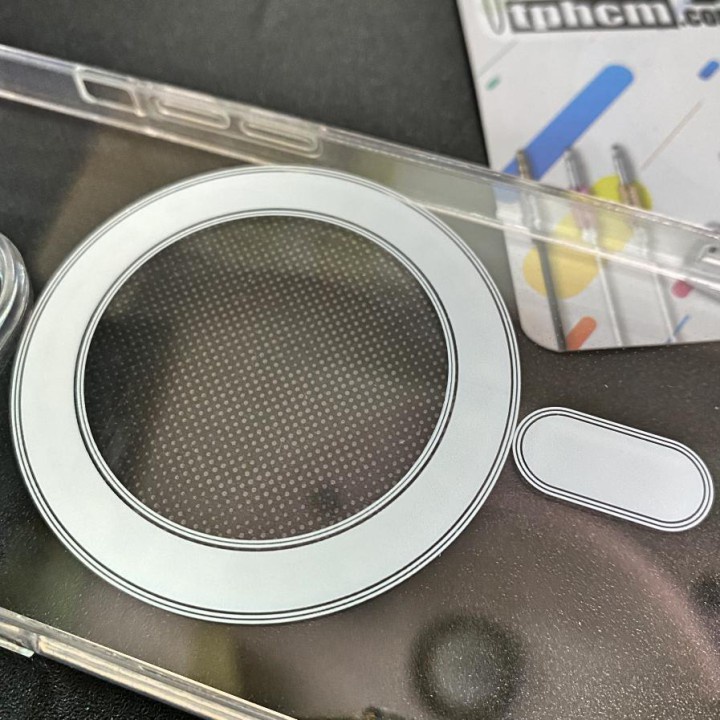 Ốp Lưng iPhone 14 Pro Trong Suốt Nam Châm Hỗ Trợ Sạc Không Dây