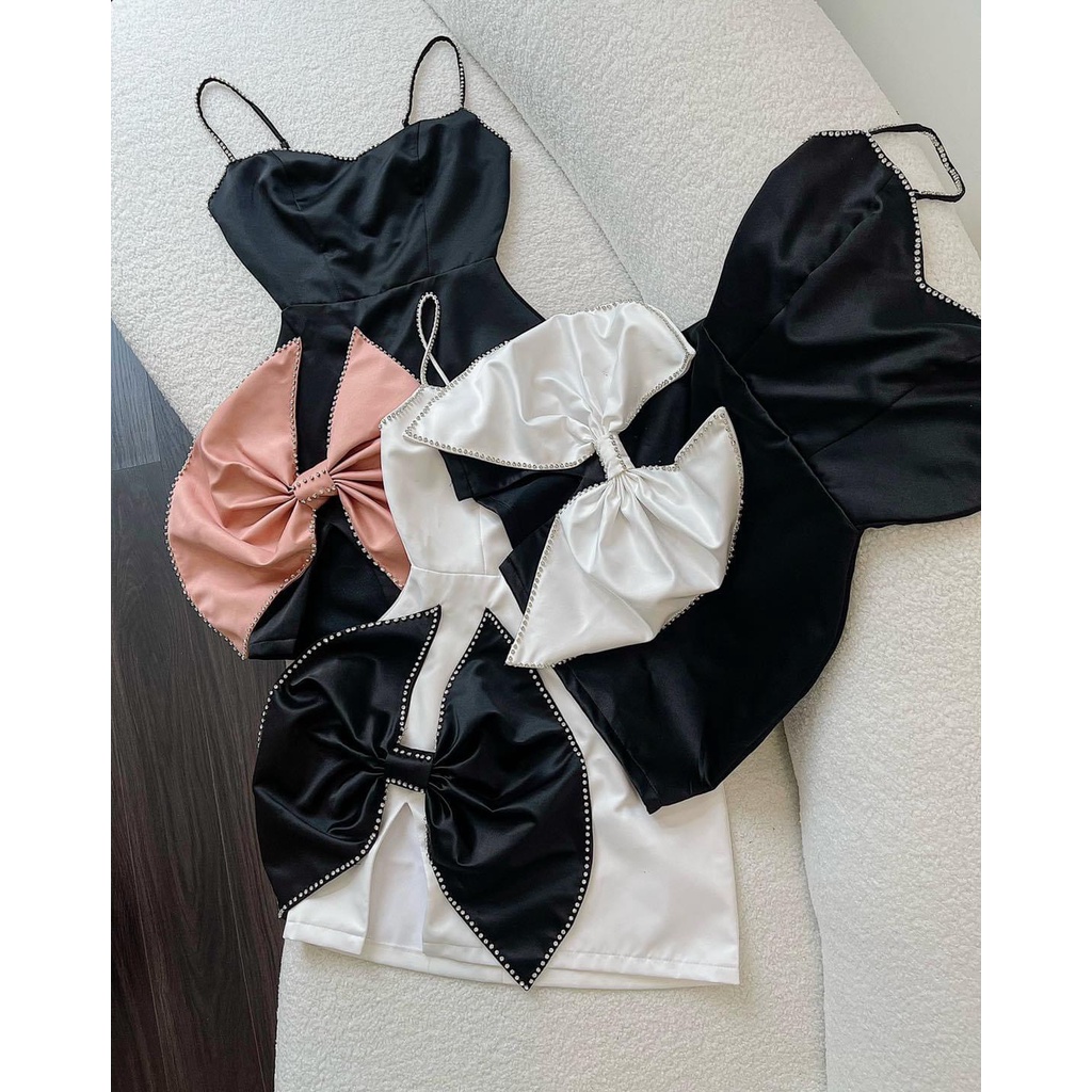 Đầm body 2 dây phối nơ kết đá - - Ꮯɦ𝚊̂́ȶ Ꮮɨ𝚎̣̂𝚞: phi cao cấp + lót thun + kết đá 𝙵𝚛𝚎𝚎 𝚜𝚒𝚣𝚎 𝚏𝚘𝚛𝚖 <𝟻𝟺 𝚔𝚐 𝚌𝚊̂𝚗