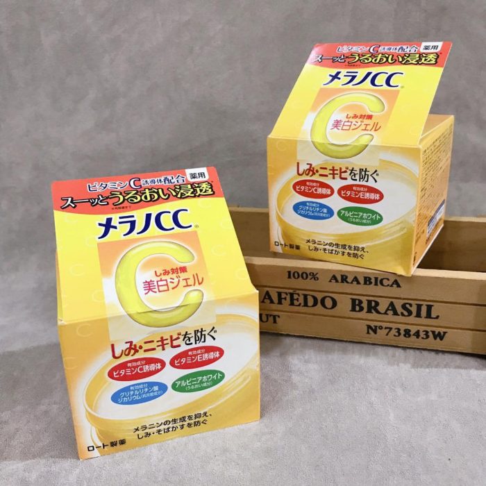 Kem dưỡng da 𝐂𝐂 𝐌𝐞𝐥𝐚𝐧𝐨 𝑴𝒆𝒍𝒂𝒏𝒐 𝑪𝑪 𝑾𝒉𝒊𝒕𝒆𝒏𝒊𝒏𝒈 𝑮𝒆𝒍