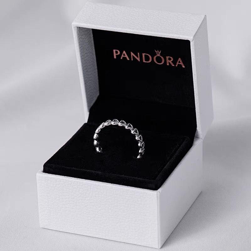 Nhẫn Mạ Bạc 925 Mặt Trái Tim Pandora