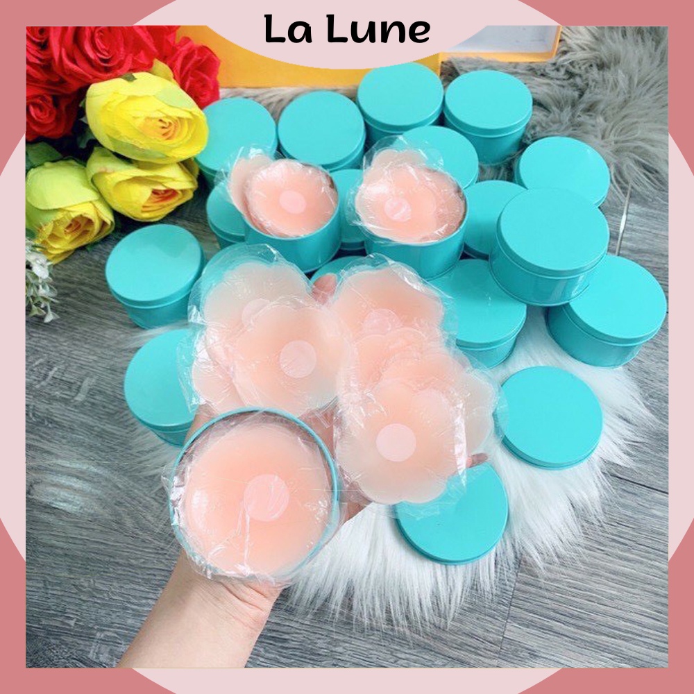 Miếng dán ngực silicon LA LUNE , hộp 10 miếng dán ngực siêu dính , sử dụng được nhiều lần mã PK-A20