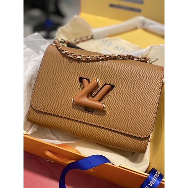 Túi cao cấp hàng fullbox chất da đẹp về nhiều màu