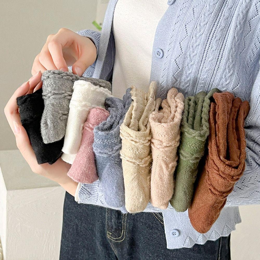 Đôi Vớ Len Dày Giữ Ấm Thoải Mái Màu Sắc Đơn Giản Dành Cho Nữ