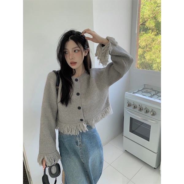 Ryann Áo khoác cardigan len dài tay màu xám tua rua A009