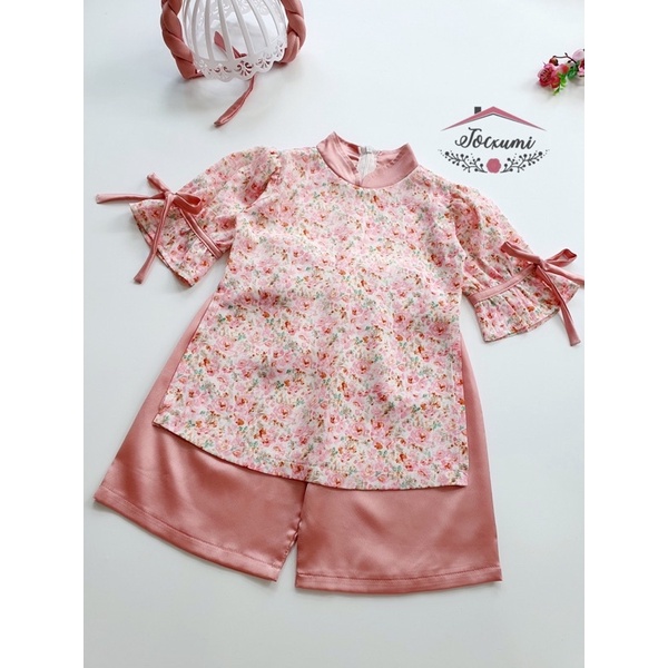 Set áo dài cách tan hoa nhí hồng cao cấp - Tocxumi