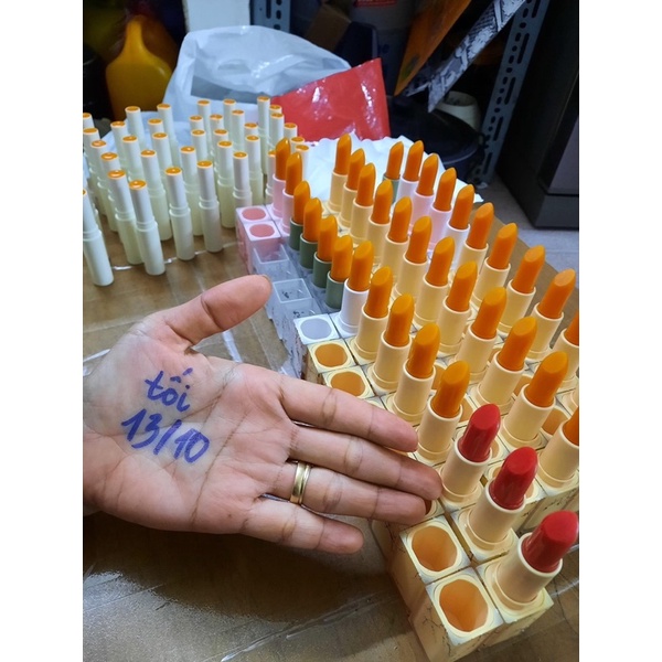 SON DƯỠNG MÔI THIÊN NHIÊN 23k