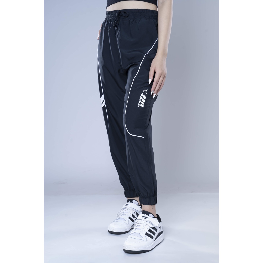 Quần dù jogger nữ Yolo