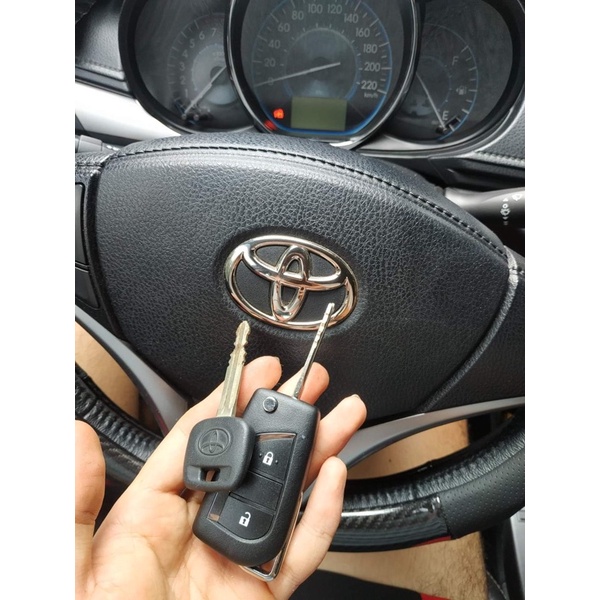 Chìa khóa ô tô Toyota Vios ( Chìa khiển gập ) MIỄN PHÍ CẮT RĂNG CHÌA
