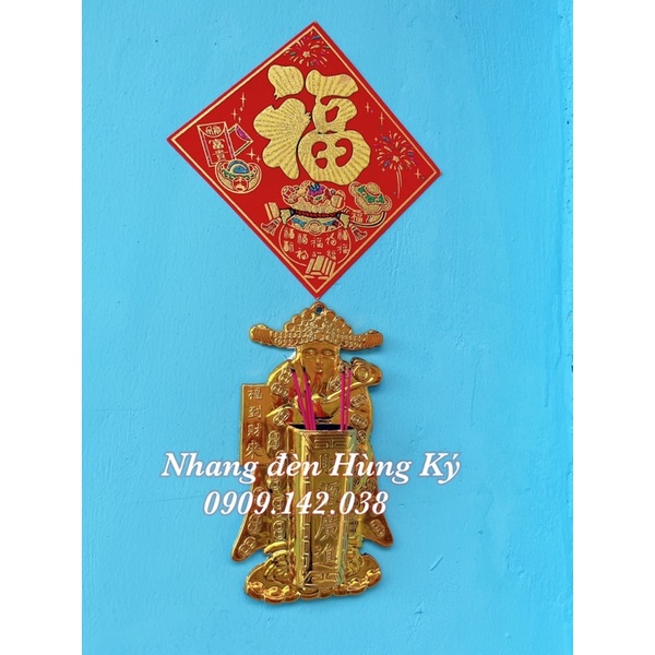 Cắm nhang dán tường hình thần tài