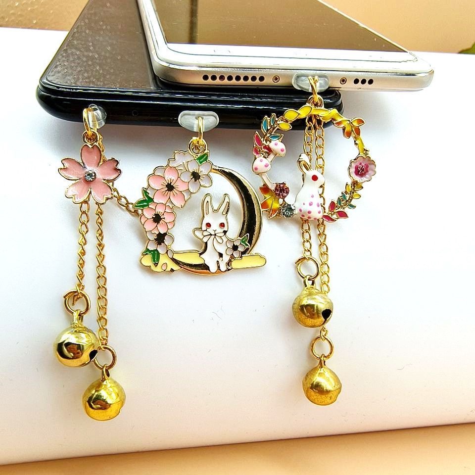 Phụ Kiện Gắn Chống Bụi Cho Cổng Sạc Điện Thoại Di Động Hình Thỏ Hoạt Hình