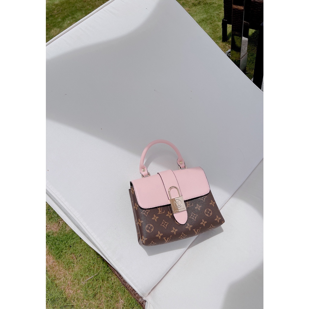 Túi xách nữ đeo chéo cầm tay LV lock me SPSL thời trang cao cấp