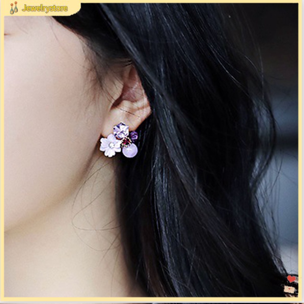 Đôi bông tai hình hoa đính đá màu tím dễ thương bắt mắt