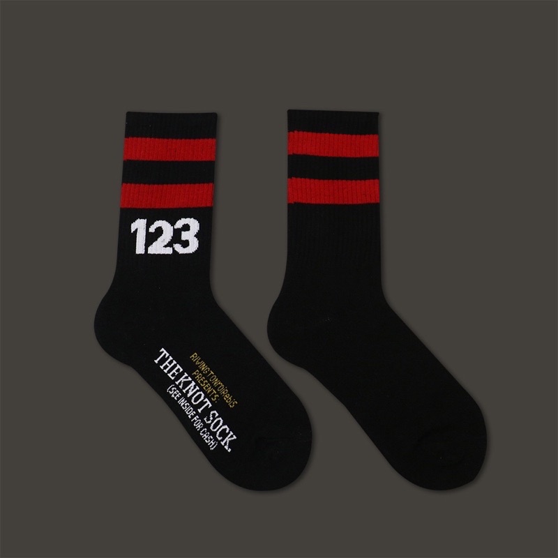 Tất nữ họa tiết số cao cấp cổ cao kiểu dáng thể thao năng động