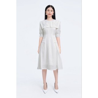 váy trắng thiết kế