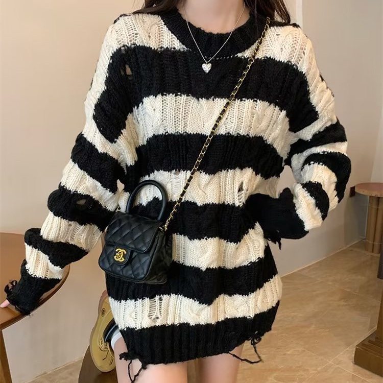 IELGY    Áo sweater Dáng Rộng Họa Tiết Kẻ Sọc Màu Sắc Tương Phản Thời Trang Cho Nữ