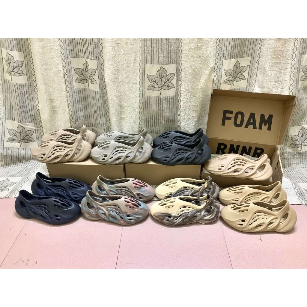 giày dép yeezyy foam runner