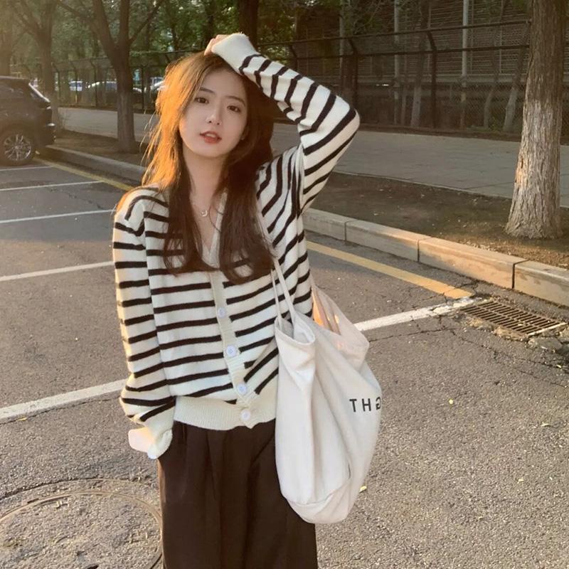 Áo Khoác Cardigan Dệt Kim Tay Dài Dáng Rộng Cổ Chữ V Họa Tiết Kẻ Sọc Có Size Lớn Cho Nữ