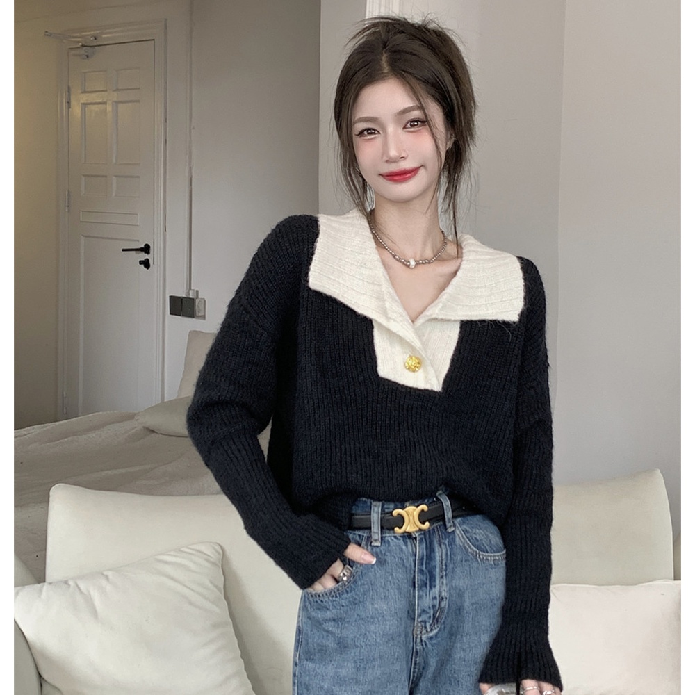 Áo Dệt Kim Tay Dài Dáng Rộng Màu Sắc Tương Phản Phối Nút Vàng Thời Trang Mù